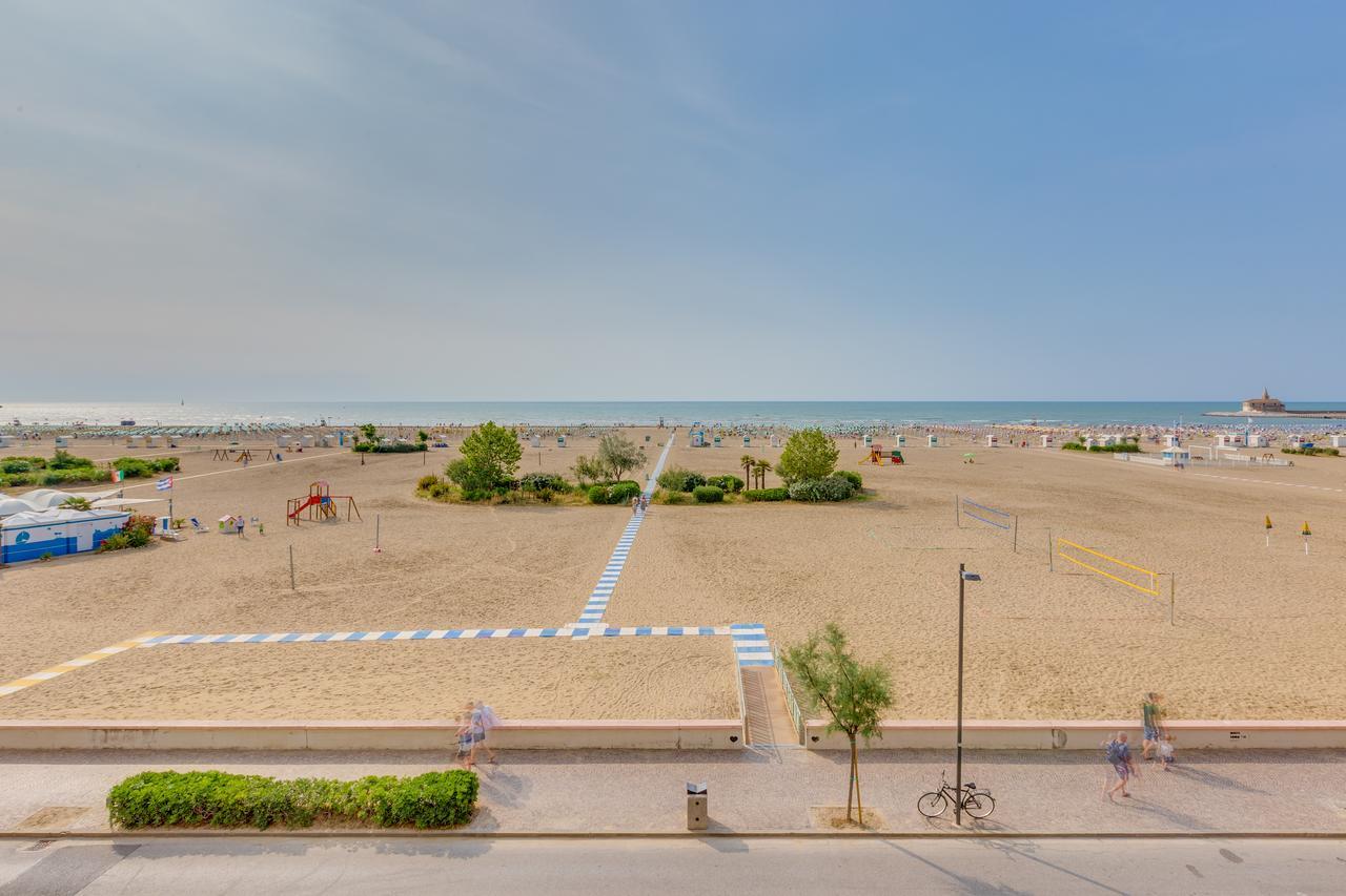 Villa Delfa Каорле Екстер'єр фото